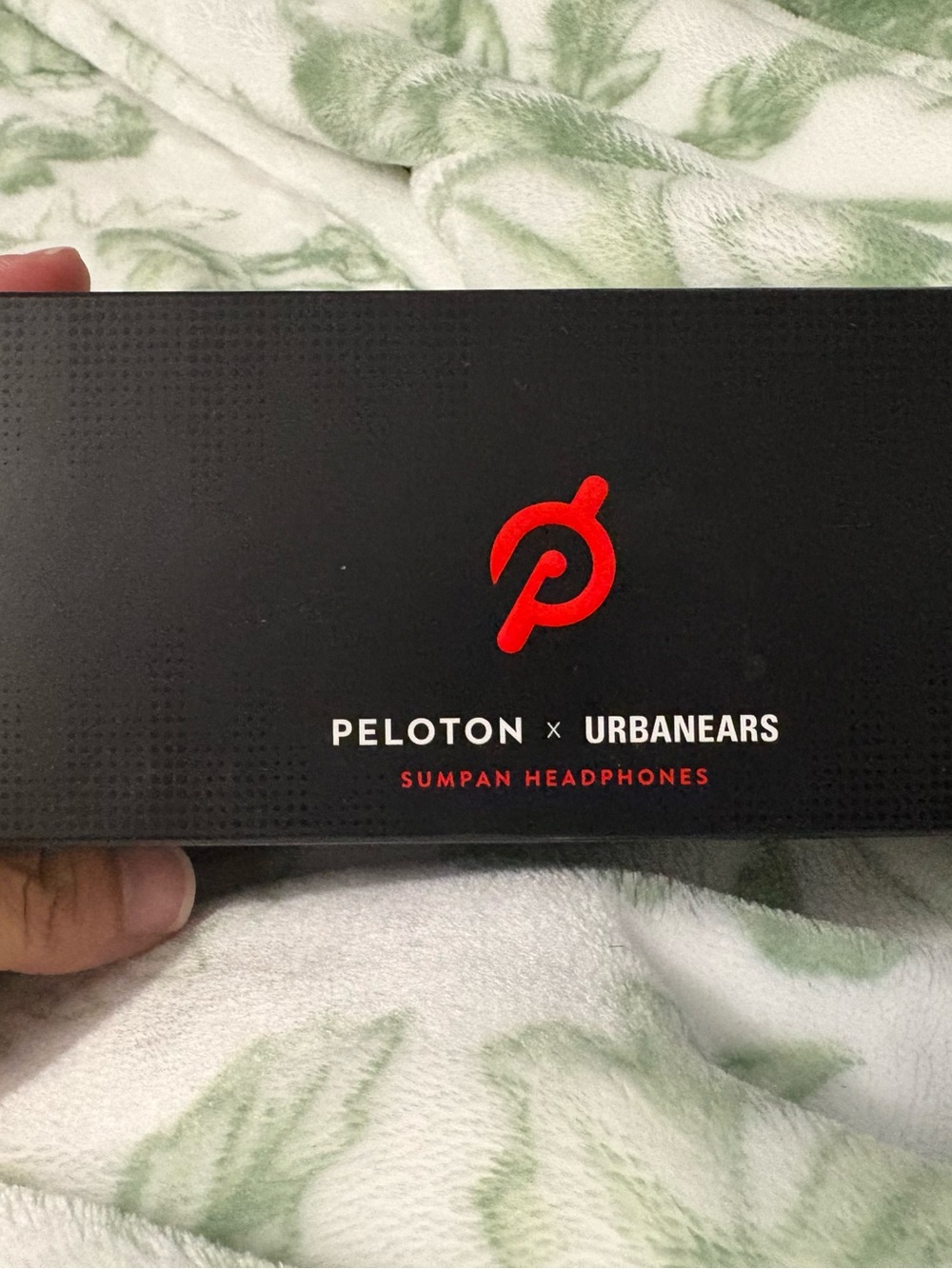 Peloton x Urbanears Sumpan Headphones Black with Red Logo